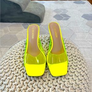 Neon Dream Pairs, open toe heels, size